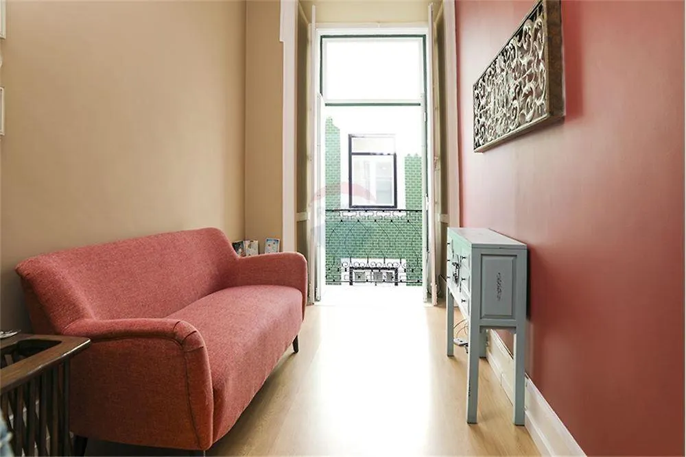 Down Town Lisbon Apartment contacts